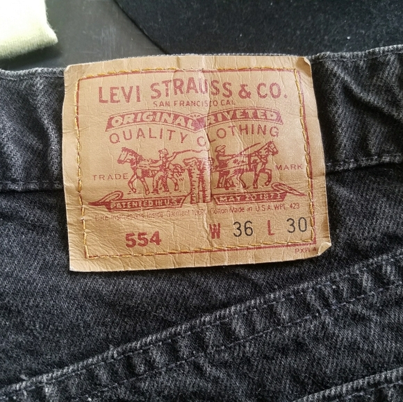 Original Vintage Levi Black Denim Cut-Offs - Picture 3 of 5